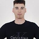 James, 24 года