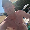 Олег, 33 года