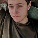 Денис, 22 года