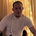 Лев, 26 лет
