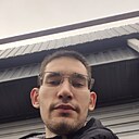 Максим, 23 года