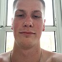 Максим, 22 года