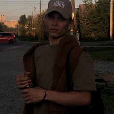 Фотография мужчины Максим, 28 лет из г. Ижевск