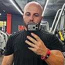 Артур, 22 года