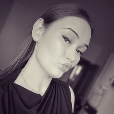 Фотография девушки Анастасия, 18 лет из г. Ульяновск