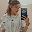 Вика, 18 лет