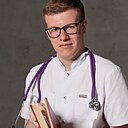Лев, 25 лет