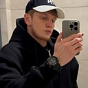 Расул, 22 года