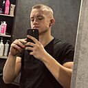 Илья, 22 года