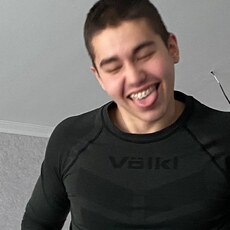 Фотография мужчины Алексей, 24 года из г. Владивосток