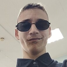 Фотография мужчины Михаил, 18 лет из г. Челябинск