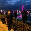 Шах, 28 лет