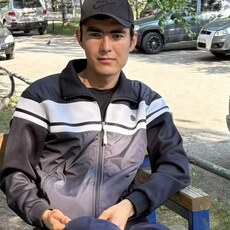 Фотография мужчины Билол, 25 лет из г. Нижневартовск