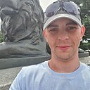 Михаил, 32 года