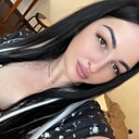 No Name, 32 года