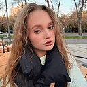Милана, 24 года