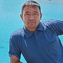 Усан, 44 года