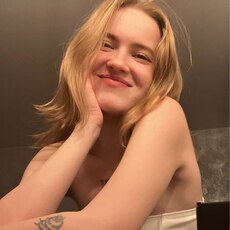 Фотография девушки Алёна, 22 года из г. Александров