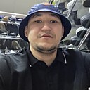 Сакен, 33 года