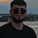 Али, 24 года