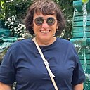 Azize, 52 года