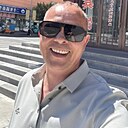 Дмитрий, 44 года