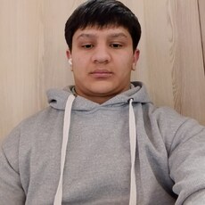 Фотография мужчины Арсен, 19 лет из г. Иркутск