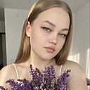 Вика, 25 лет