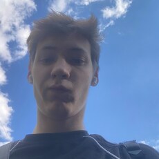 Фотография мужчины Максим, 19 лет из г. Шахты