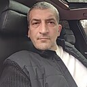 Вардан, 43 года