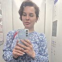Li, 33 года