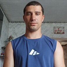 Фотография мужчины Олег, 30 лет из г. Саяногорск