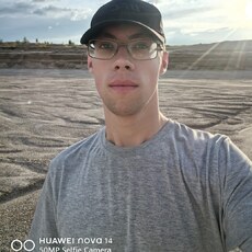 Фотография мужчины Artem, 21 год из г. Родники (Ивановская Обл)