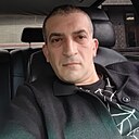 Вардан, 43 года
