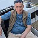 Акрам, 48 лет