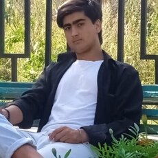 Фотография мужчины Дилшод, 20 лет из г. Оренбург