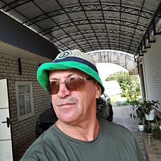 Фотография мужчины Alekcahdr, 55 лет из г. Зеленокумск