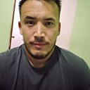 Bobur, 33 года