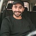 Şahin, 28 лет