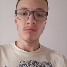 Фотография мужчины Дмитрий, 21 год из г. Старый Оскол