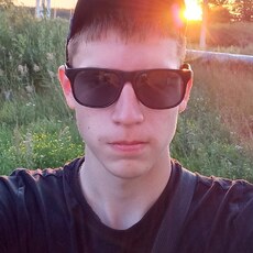 Фотография мужчины Дмитрий, 19 лет из г. Петропавловск
