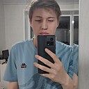 Ильяс, 22 года