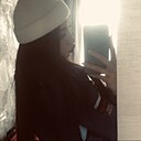 Алеврия, 18 лет