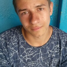 Фотография мужчины Максим, 18 лет из г. Данилов
