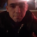 Женис, 25 лет