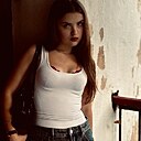 Виктория, 18 лет