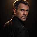 Roman, 52 года