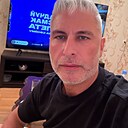 Max, 43 года