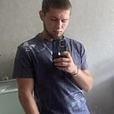 Денис, 22 года