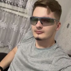 Фотография мужчины Артур, 22 года из г. Минск